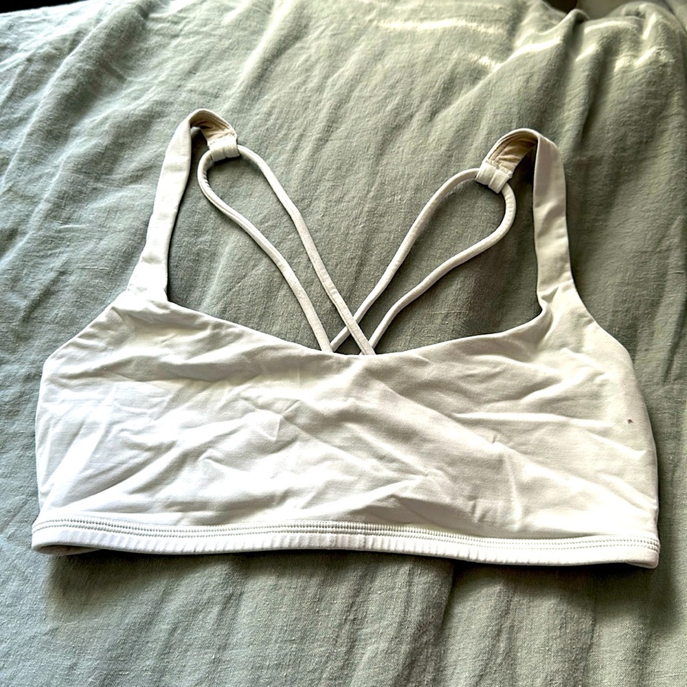 Lululemon sports bra